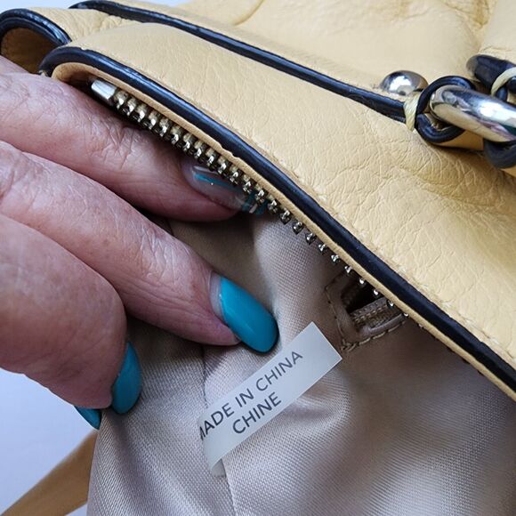 Coach Madison Kara Handbag Canary Yellow Pebbled  Leather  M1220-22262 - Picture 5 of 16